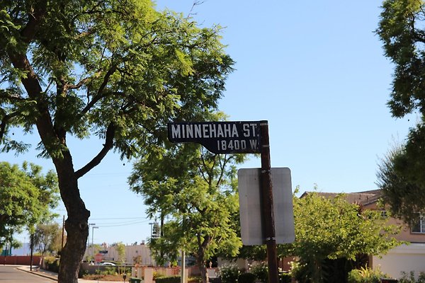 09.18408.Minnehaha.St.GranadaHills