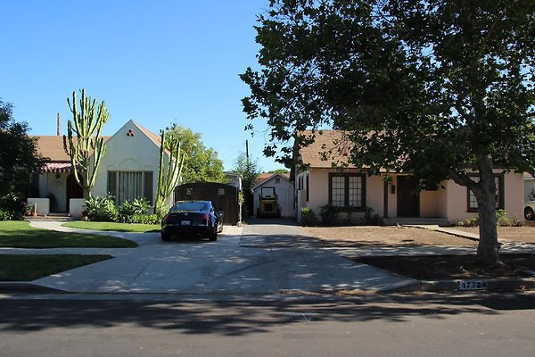 08.17717.LosAlimos.GranadaHills 08.17717.LosAlimos.GranadaHills