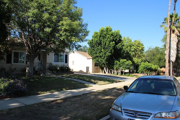 19.17717.LosAlimos.GranadaHills 19.17717.LosAlimos.GranadaHills