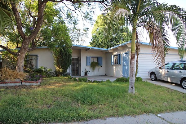 06.17057.LosAlimos.GranadaHills 06.17057.LosAlimos.GranadaHills