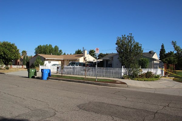 09.17057.LosAlimos.GranadaHills 09.17057.LosAlimos.GranadaHills