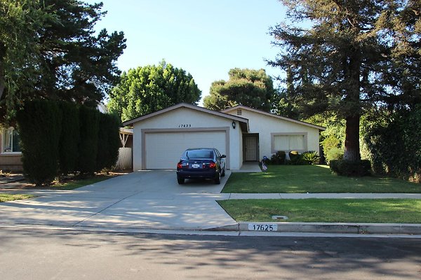 25.17608.LosAlimos.GranadaHills