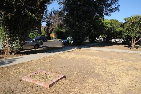 23.17608.LosAlimos.GranadaHills