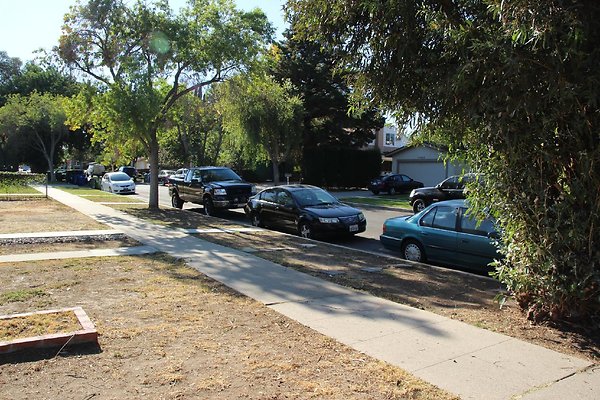 14.17608.LosAlimos.GranadaHills