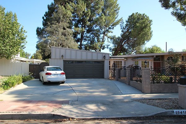 07.Hiawatha.St.GranadaHills