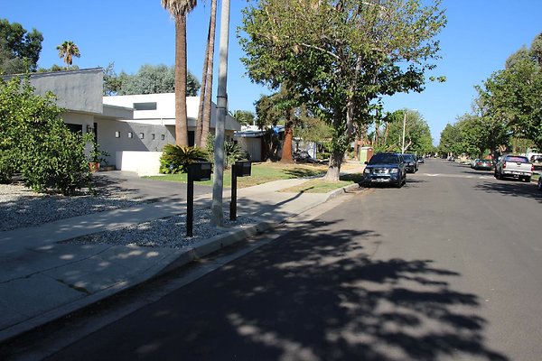 21.Hiawatha.St.GranadaHills