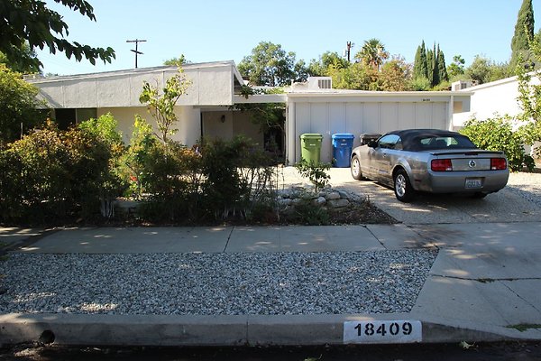 19.Hiawatha.St.GranadaHills