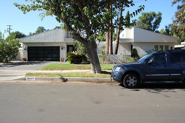 13.Hiawatha.St.GranadaHills
