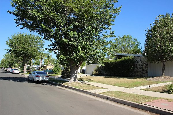 05.Hiawatha.St.GranadaHills