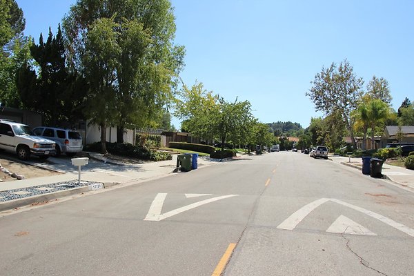 152.Neighborhood.EICHLER.Lisette.GranadaHills