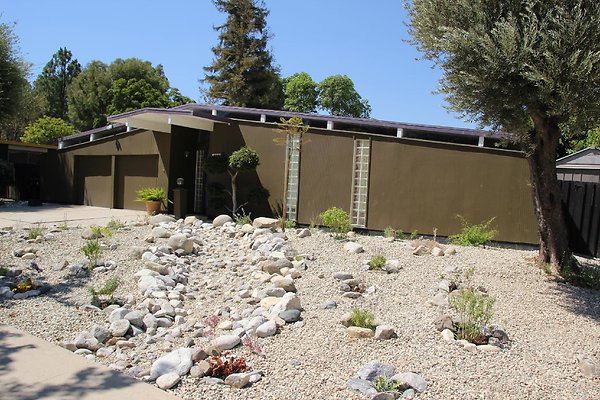 28.Neighborhood.EICHLER.Lisette.GranadaHills