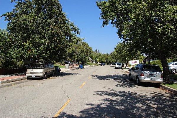 81.Neighborhood.EICHLER.Lisette.GranadaHills