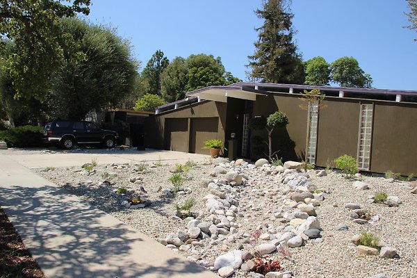 27.Neighborhood.EICHLER.Lisette.GranadaHills