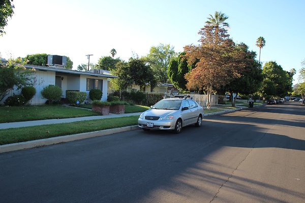 28.19592.Ingomar.St.Reseda 28.19592.Ingomar.St.Reseda