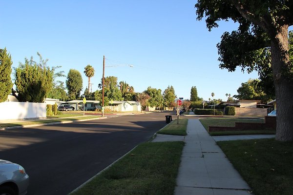 37.19592.Ingomar.St.Reseda 37.19592.Ingomar.St.Reseda