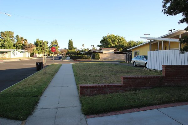 33.19592.Ingomar.St.Reseda 33.19592.Ingomar.St.Reseda