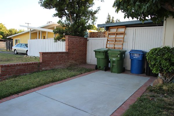 35.19592.Ingomar.St.Reseda 35.19592.Ingomar.St.Reseda