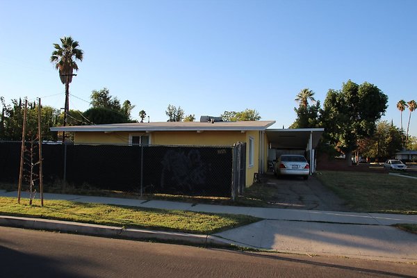 49.19592.Ingomar.St.Reseda 49.19592.Ingomar.St.Reseda