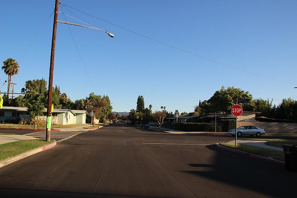 16.19592.Ingomar.St.Reseda 16.19592.Ingomar.St.Reseda