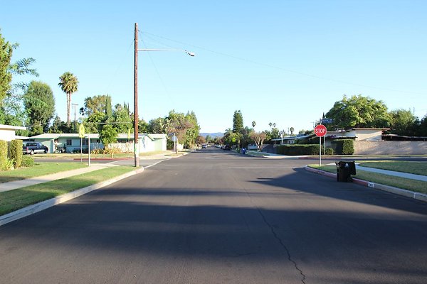 24.19592.Ingomar.St.Reseda 24.19592.Ingomar.St.Reseda