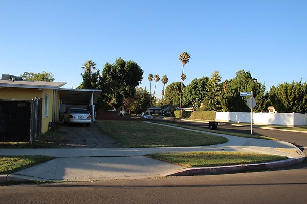 50.19592.Ingomar.St.Reseda 50.19592.Ingomar.St.Reseda