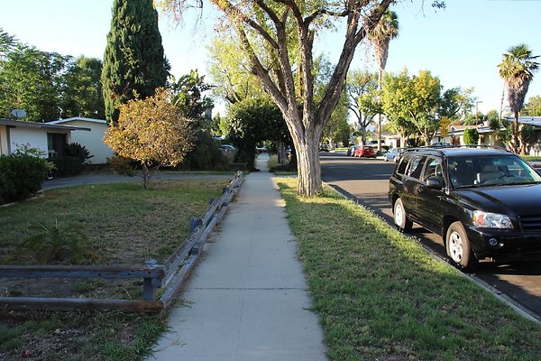 56.7612.Bothwell.Rd.Reseda 56.7612.Bothwell.Rd.Reseda