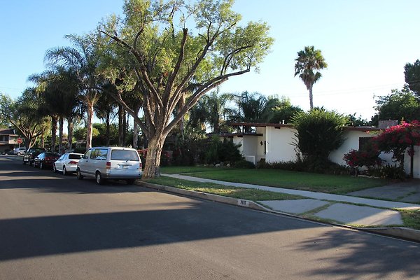 11.7612.Bothwell.Rd.Reseda 11.7612.Bothwell.Rd.Reseda