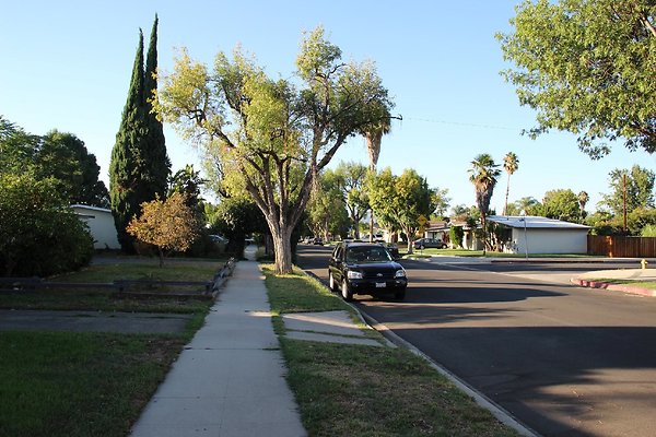 58.7612.Bothwell.Rd.Reseda 58.7612.Bothwell.Rd.Reseda
