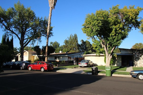 23.7612.Bothwell.Rd.Reseda 23.7612.Bothwell.Rd.Reseda