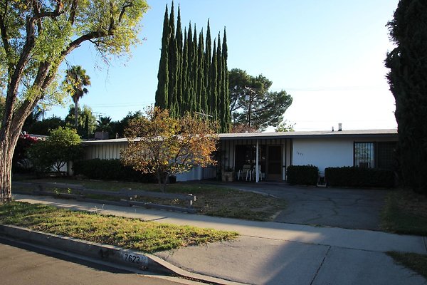 19.7612.Bothwell.Rd.Reseda 19.7612.Bothwell.Rd.Reseda