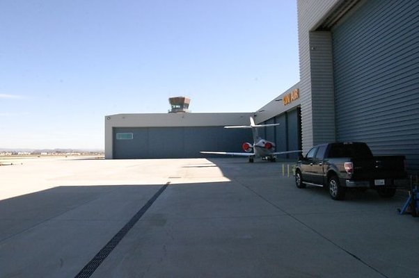 Camarillo Airport.Sun.Air.11