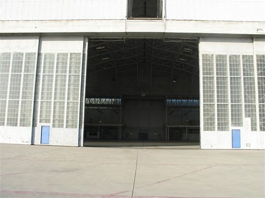 hanger (22)