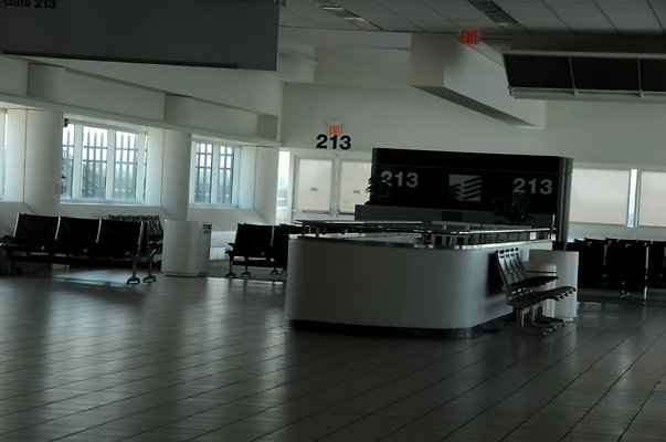 T.2.Interiors.2.04 - Ontario Airport