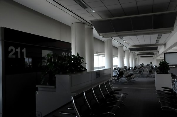 T.2.Interiors.2.05 - Ontario Airport