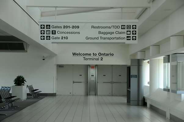 T.2.Interiors.2.09 - Ontario Airport