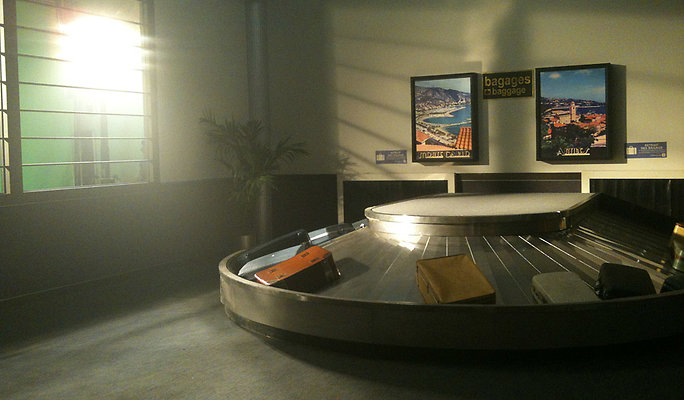 Baggage-Carousel-4