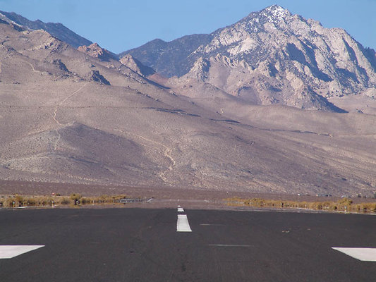 InyoKern.Airport.51