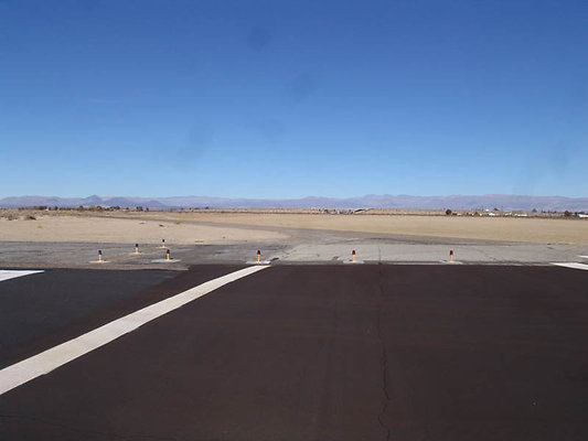 InyoKern.Airport.48