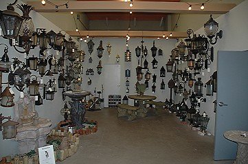 173