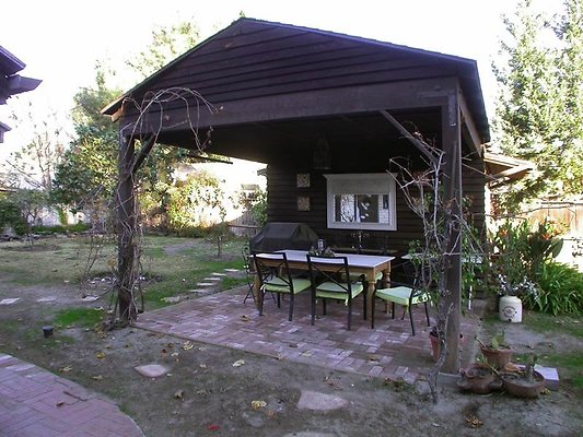 4851 patio