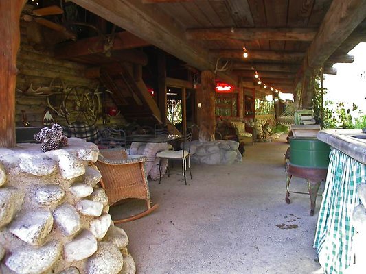2824 patio