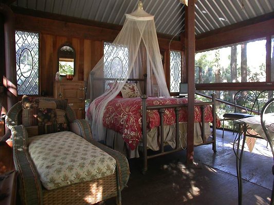 2824 treehouse3