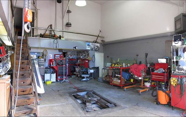 2824 garage