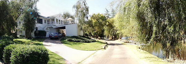 13 Lake Front Home-002