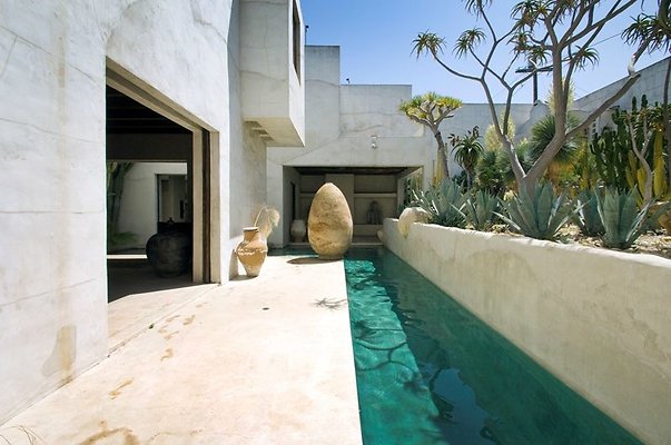 property 10104 0075
