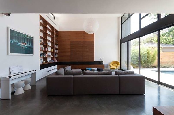 10114 living6