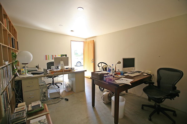 Office 0006 16