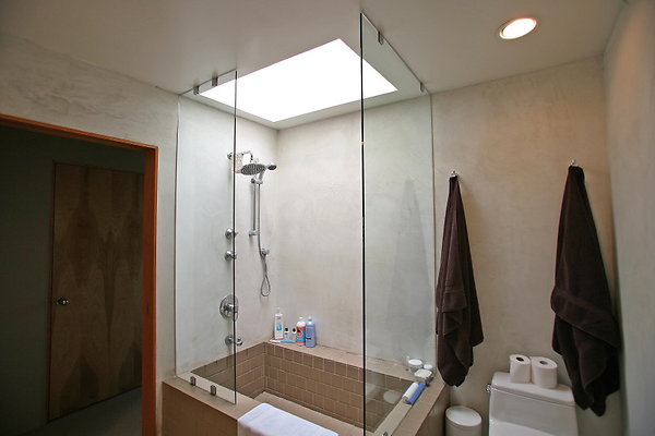 Master Bathroom4 13