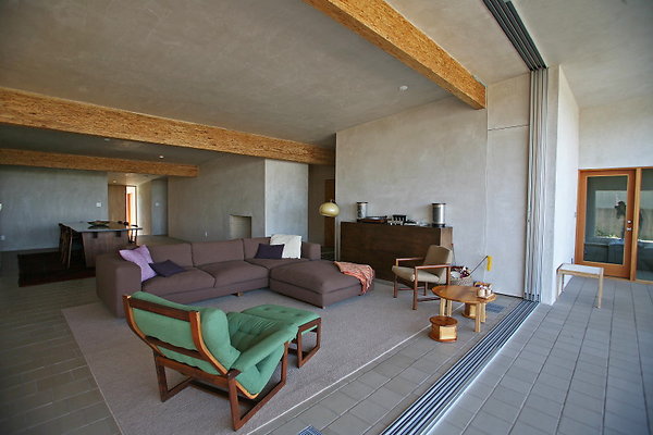 Living Room 0021 10