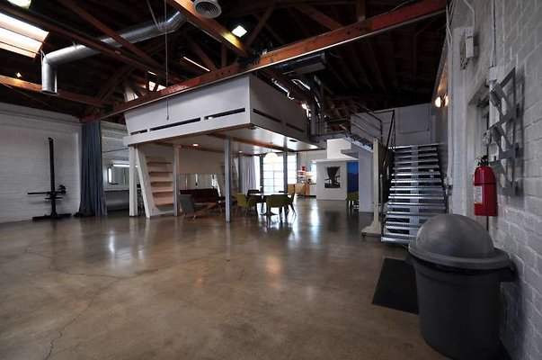 8760 loft2
